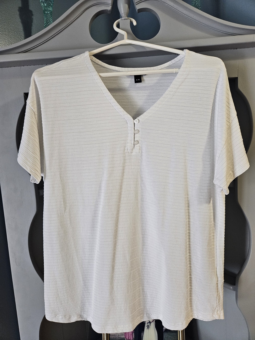 Talbots White Short-Sleeve V-Neck Henley Tee, Size L.